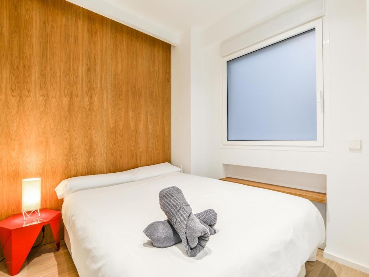 Apartamento Reformado En La Calle Pez Alquiler Temporal Madrid Exterior foto